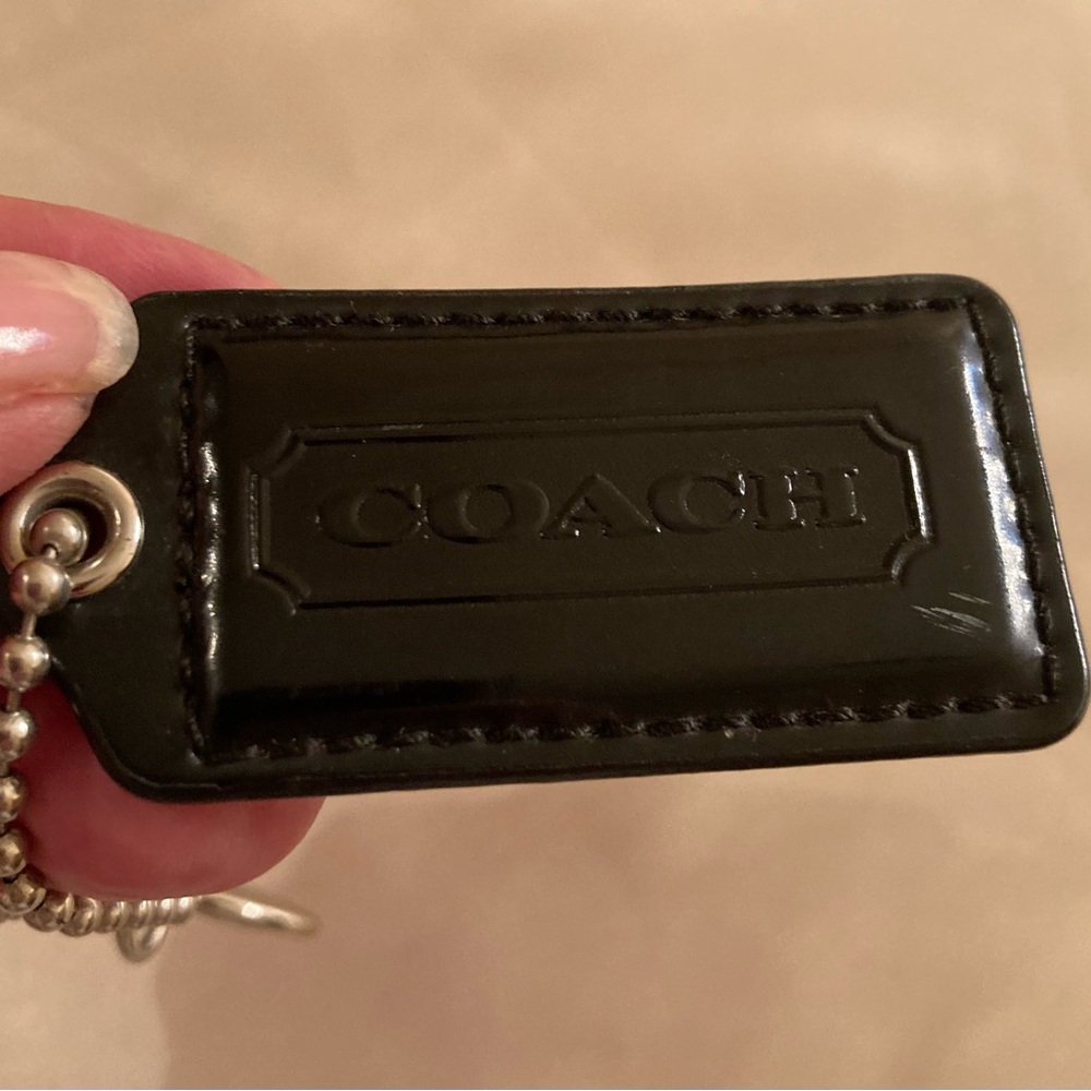 Coach tags - Picture 3 of 3